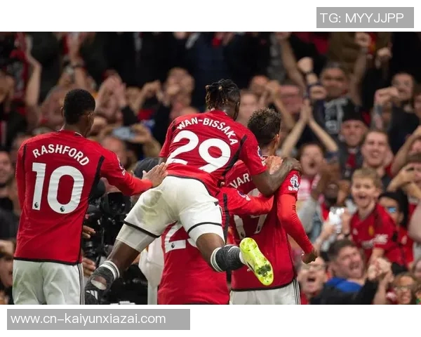 曼联社交媒体发布海报预热客场对阵副班长狼队的激战